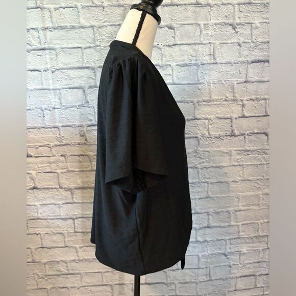 Jones New York Black Button-Down Shirt - Picture 2 of 4